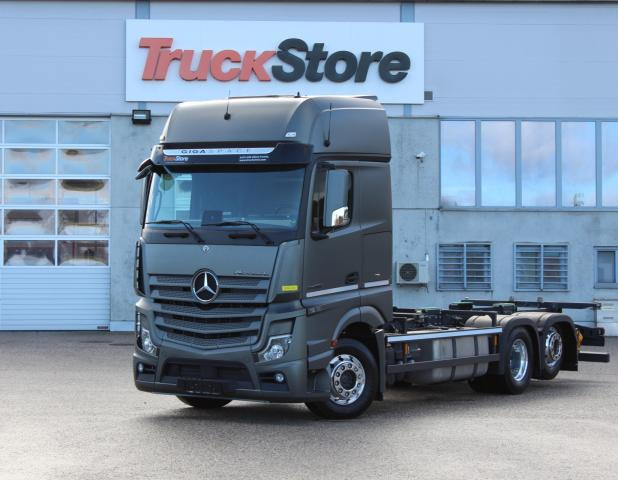 Mercedes-Benz Actros 2552LL ENA - Cab chassis truck: picture 1 Mercedes-Benz Actros 2552LL ENA - Cab chassis truck: picture 1