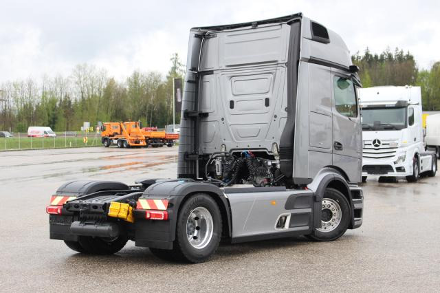 Mercedes-Benz Actros 1848 LS - Tractor unit: picture 4 Mercedes-Benz Actros 1848 LS - Tractor unit: picture 4