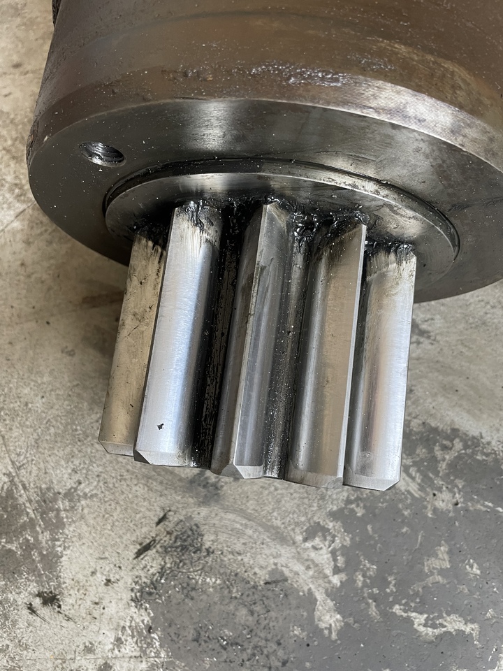 LIEBHERR 914 SAT 250/231 - Swing motor: picture 4 LIEBHERR 914 SAT 250/231 - Swing motor: picture 4