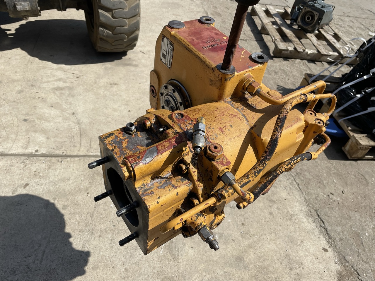 ZF 2HL-100 Z koparki LIEBHERR - Gearbox: picture 2 ZF 2HL-100 Z koparki LIEBHERR - Gearbox: picture 2