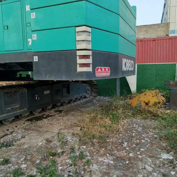 2005 KOBELCO 7150 - Crawler crane: picture 3 2005 KOBELCO 7150 - Crawler crane: picture 3