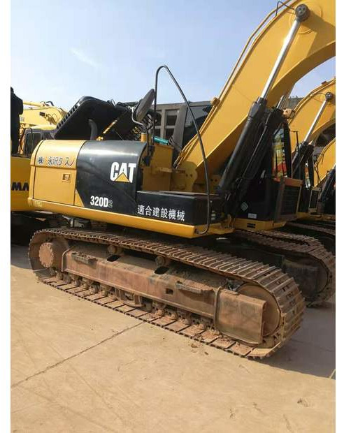 Crawler excavator 2018 Caterpillar 320D: picture 9
