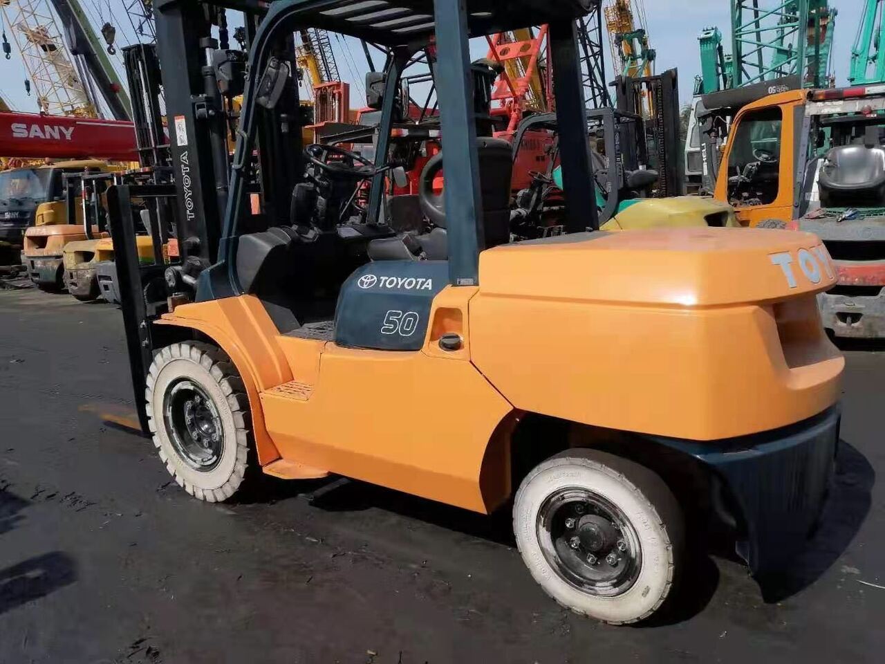 Toyota 7FD50 - Forklift: picture 3 Toyota 7FD50 - Forklift: picture 3