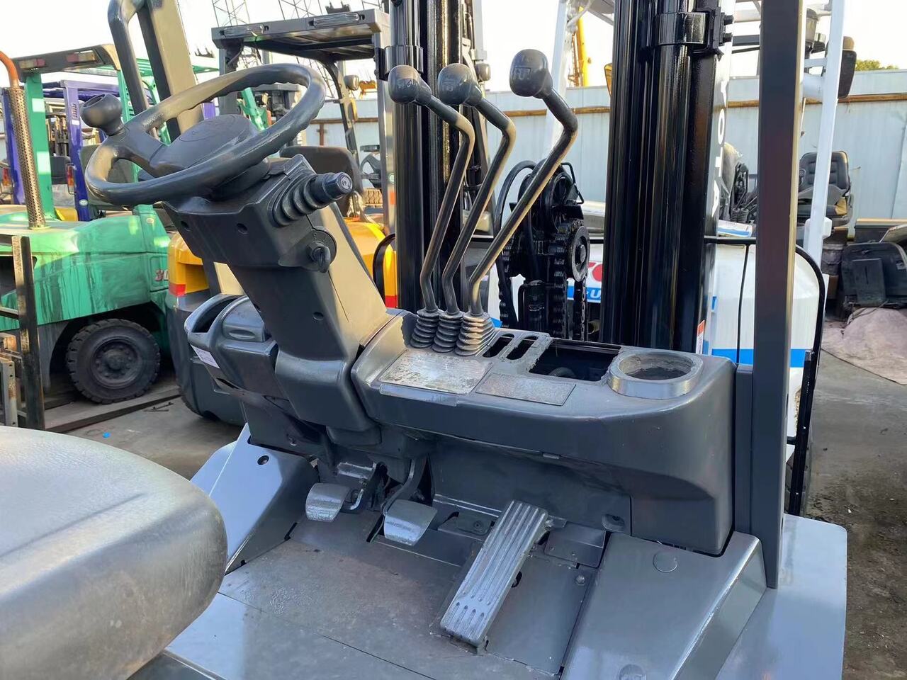 Toyota FDZN30 - Forklift: picture 4 Toyota FDZN30 - Forklift: picture 4