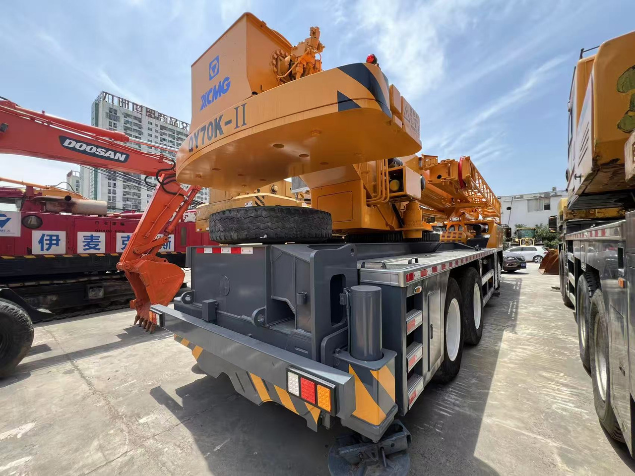 XCMG QY70K-I - Mobile crane: picture 2 XCMG QY70K-I - Mobile crane: picture 2