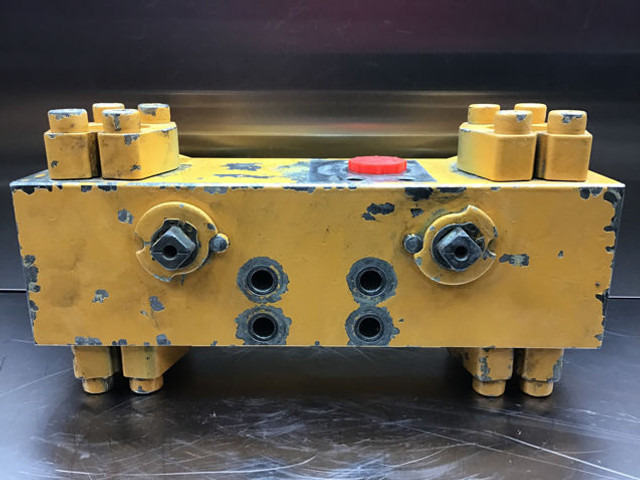 Liebherr A312 Li / A314 Li / A316 Li / A900 Li / A900 ZW - Hydraulics: picture 3 Liebherr A312 Li / A314 Li / A316 Li / A900 Li / A900 ZW - Hydraulics: picture 3