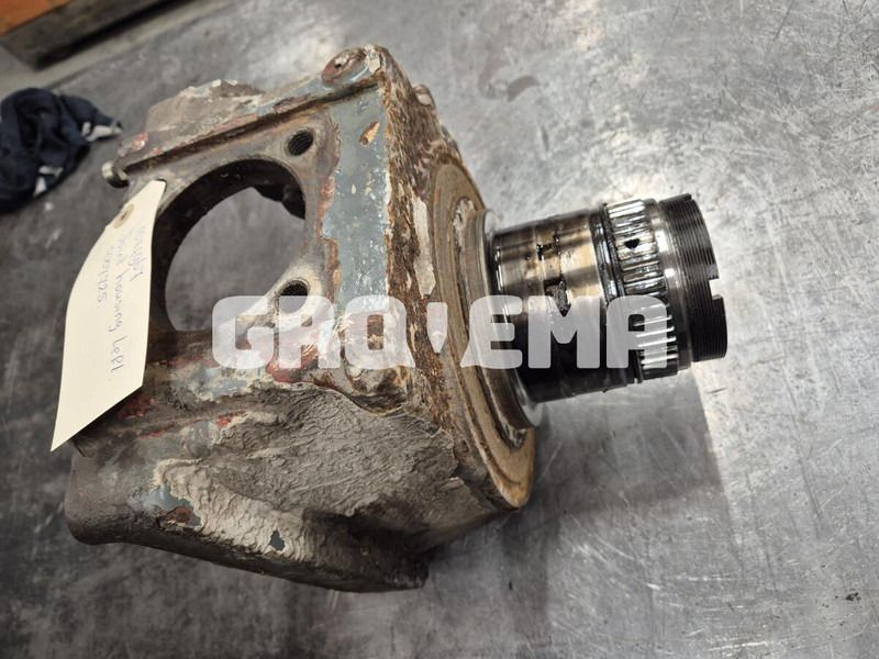 Liebherr A902 Li / A900C Li / A900B Li / A900 Li - Steering knuckle: picture 1 Liebherr A902 Li / A900C Li / A900B Li / A900 Li - Steering knuckle: picture 1