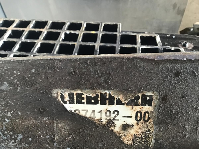 Liebherr Acces Ladder - Cab and interior: picture 3 Liebherr Acces Ladder - Cab and interior: picture 3