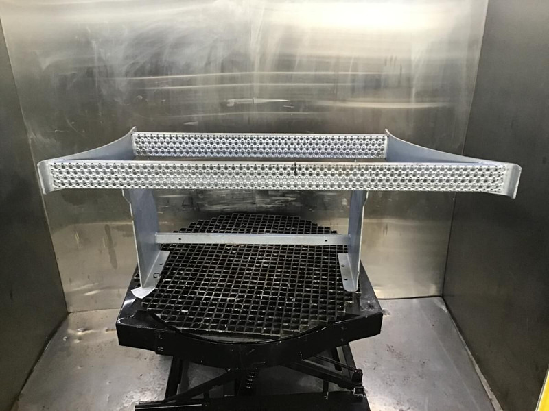 Liebherr Acces Left - Cab and interior: picture 3 Liebherr Acces Left - Cab and interior: picture 3