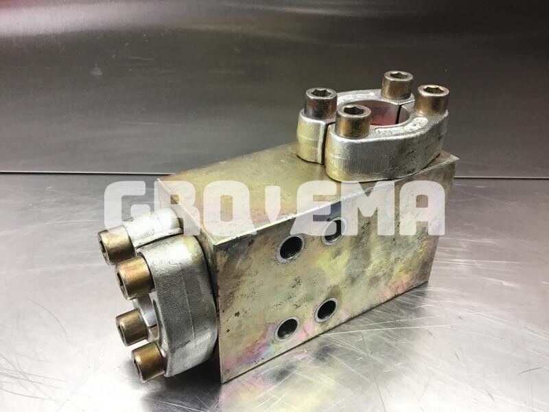 Liebherr Block - Hydraulics: picture 3 Liebherr Block - Hydraulics: picture 3