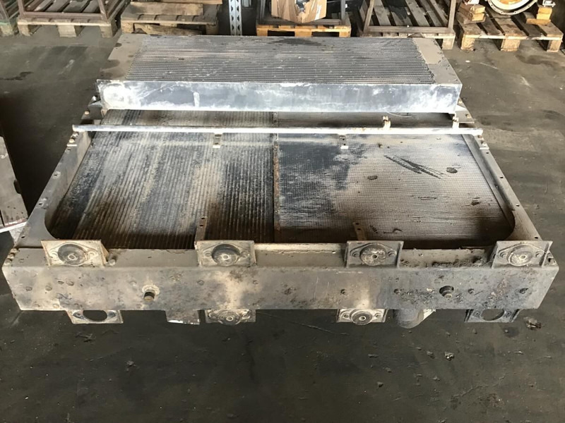 Liebherr Combined Radiator - Radiator: picture 1 Liebherr Combined Radiator - Radiator: picture 1