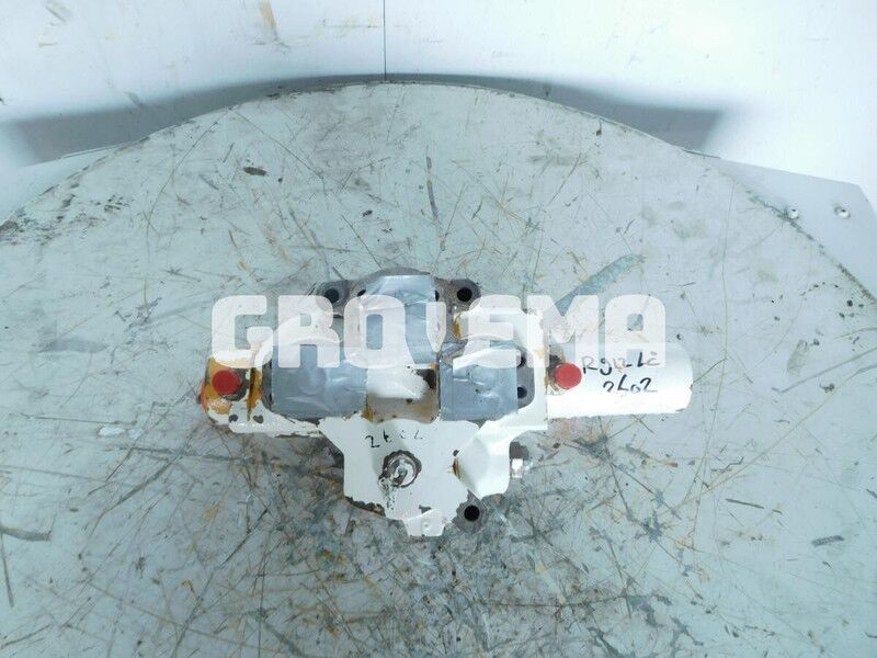 Liebherr Control Block - Hydraulics: picture 1 Liebherr Control Block - Hydraulics: picture 1