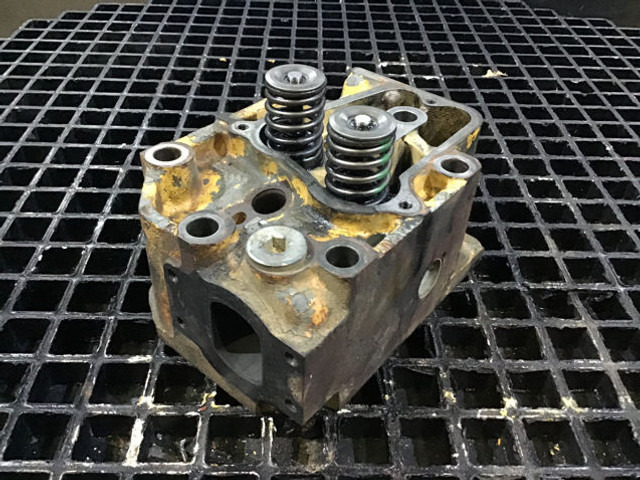 Liebherr Cylinder Head D9406/D9408 - Cylinder block: picture 2 Liebherr Cylinder Head D9406/D9408 - Cylinder block: picture 2
