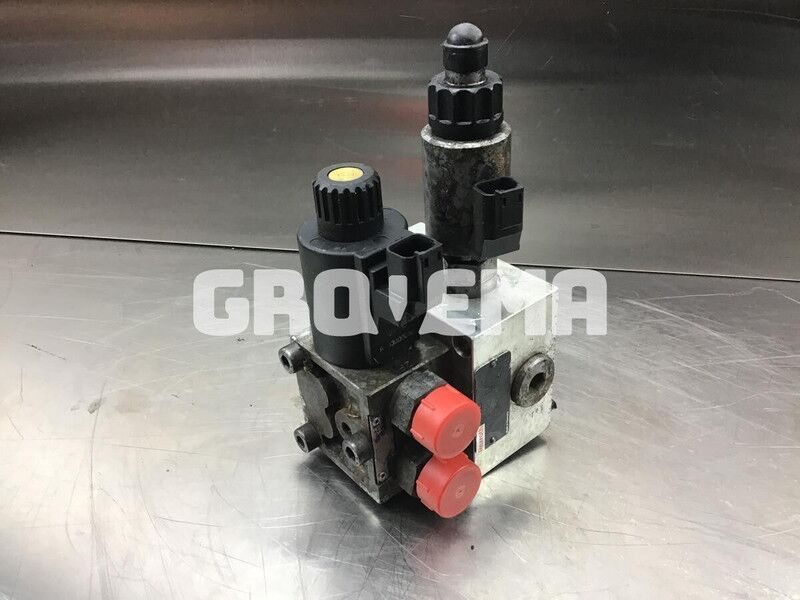 Liebherr Directional Control Valve - Hydraulics: picture 2 Liebherr Directional Control Valve - Hydraulics: picture 2