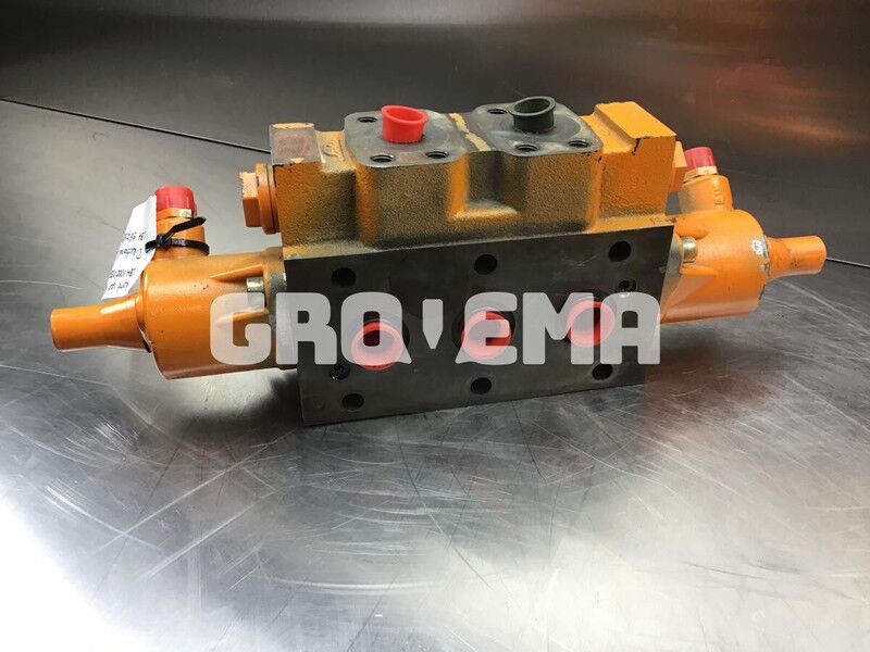 Liebherr Directional Control Valve - Hydraulics: picture 1 Liebherr Directional Control Valve - Hydraulics: picture 1