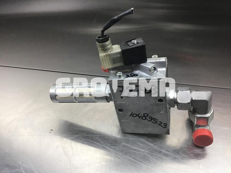 Liebherr Directional Control Valve - Hydraulics: picture 3 Liebherr Directional Control Valve - Hydraulics: picture 3