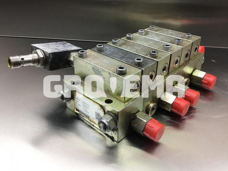 Liebherr Distribution Block - Hydraulics: picture 2 Liebherr Distribution Block - Hydraulics: picture 2