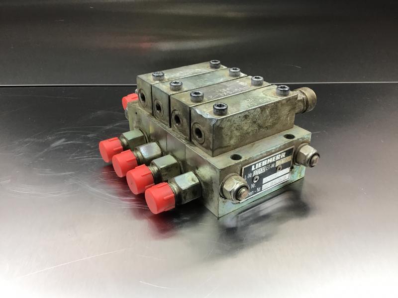 Hydraulic valve for Construction machinery Liebherr Distribution Block: picture 1