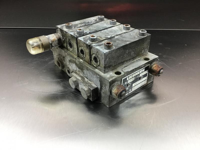 Hydraulic valve for Construction machinery Liebherr Distribution Block: picture 1