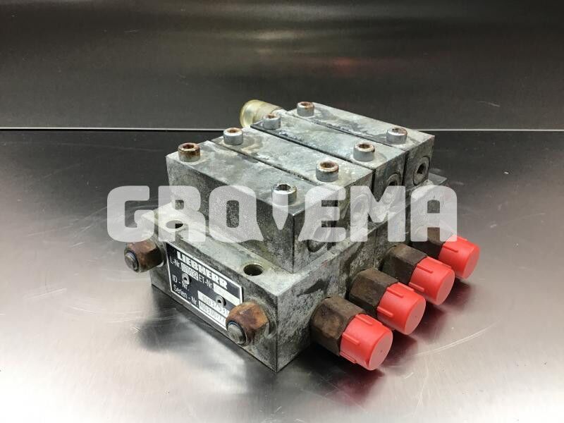 Liebherr Distribution Block - Hydraulics: picture 2 Liebherr Distribution Block - Hydraulics: picture 2