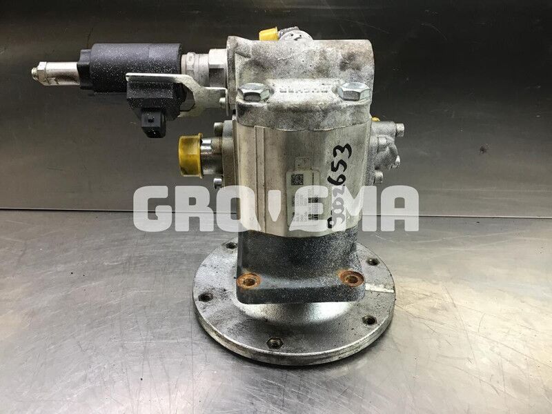 Liebherr Fan Motor - Hydraulic pump: picture 2 Liebherr Fan Motor - Hydraulic pump: picture 2