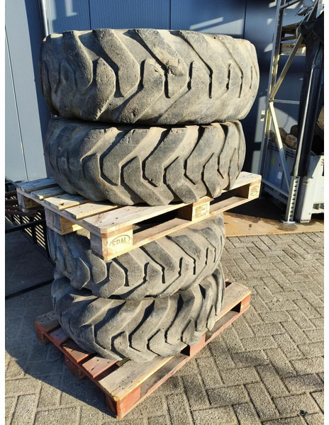 Liebherr - Tire: picture 1 Liebherr - Tire: picture 1