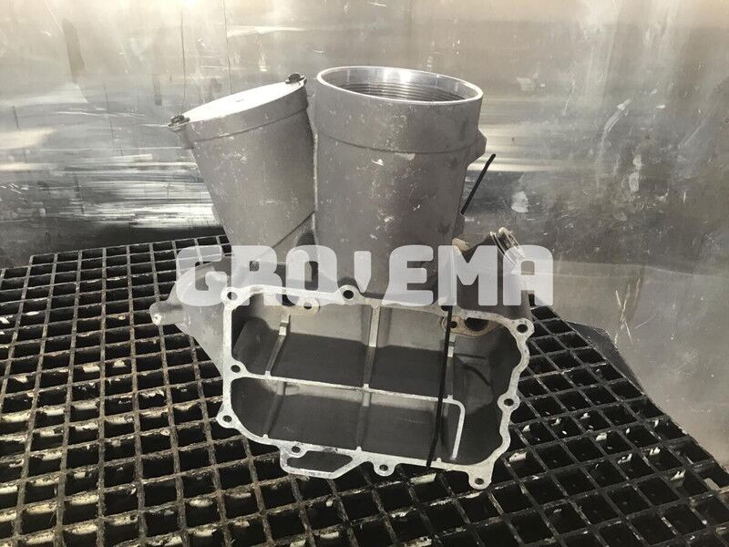 Liebherr Oil Module Right - Oil pump: picture 3 Liebherr Oil Module Right - Oil pump: picture 3