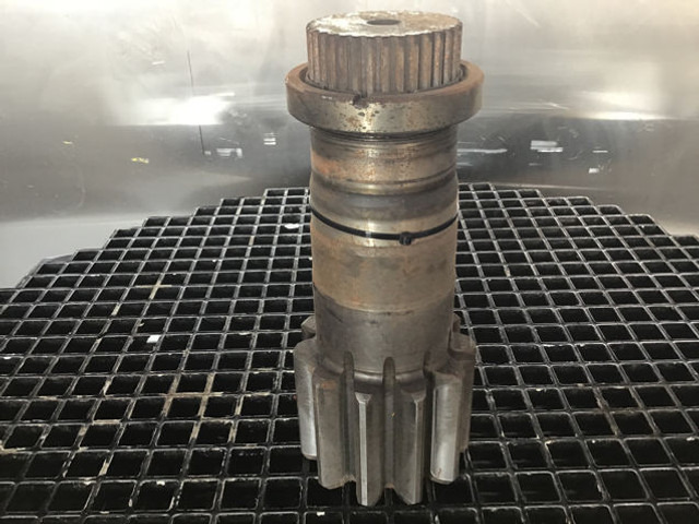 Liebherr Output Shaft - Axle and parts: picture 1 Liebherr Output Shaft - Axle and parts: picture 1