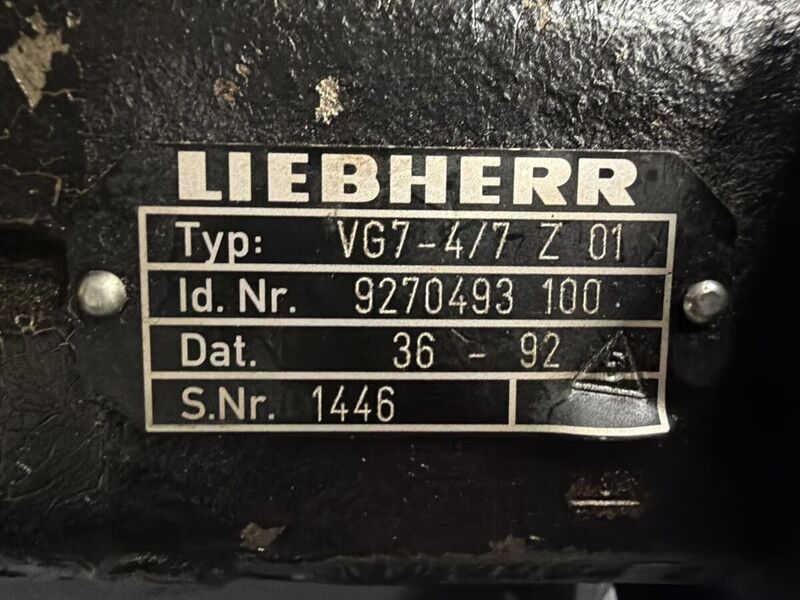 Liebherr Pilot Control Unit - Hydraulics: picture 3 Liebherr Pilot Control Unit - Hydraulics: picture 3