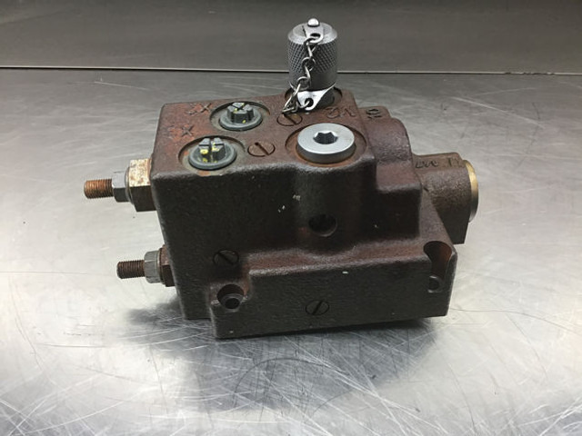 Liebherr Regulating Valve - Valve: picture 1 Liebherr Regulating Valve - Valve: picture 1