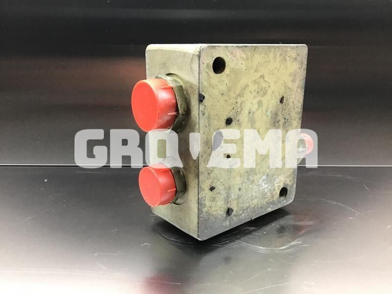 Liebherr Return Block - Hydraulics: picture 3 Liebherr Return Block - Hydraulics: picture 3