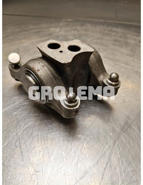 Liebherr Rocker Arm Bracket - Engine and parts: picture 2 Liebherr Rocker Arm Bracket - Engine and parts: picture 2