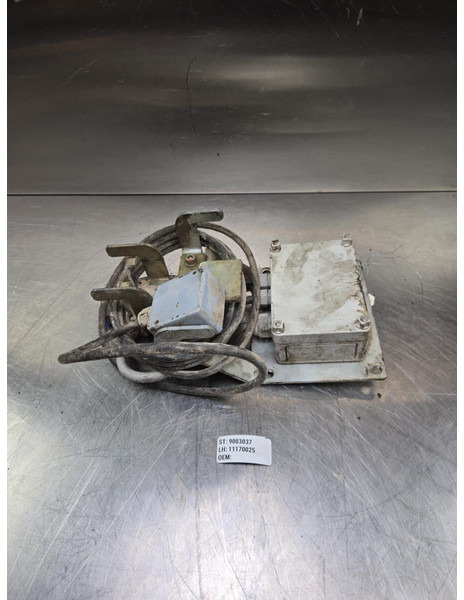 Liebherr Terminal box - ECU: picture 2 Liebherr Terminal box - ECU: picture 2