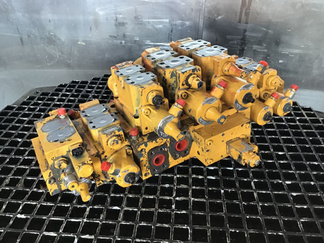 Liebherr Valveblock - Camshaft: picture 1 Liebherr Valveblock - Camshaft: picture 1