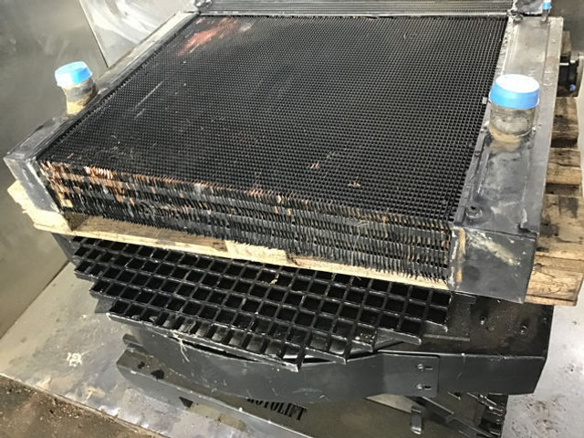 Liebherr Water Cooler - Radiator: picture 2 Liebherr Water Cooler - Radiator: picture 2