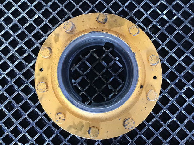 Hub Liebherr Wheel Hub: picture 1