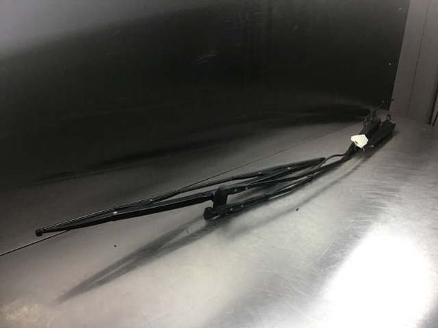 Liebherr Wiper Arm - Body and exterior: picture 1 Liebherr Wiper Arm - Body and exterior: picture 1