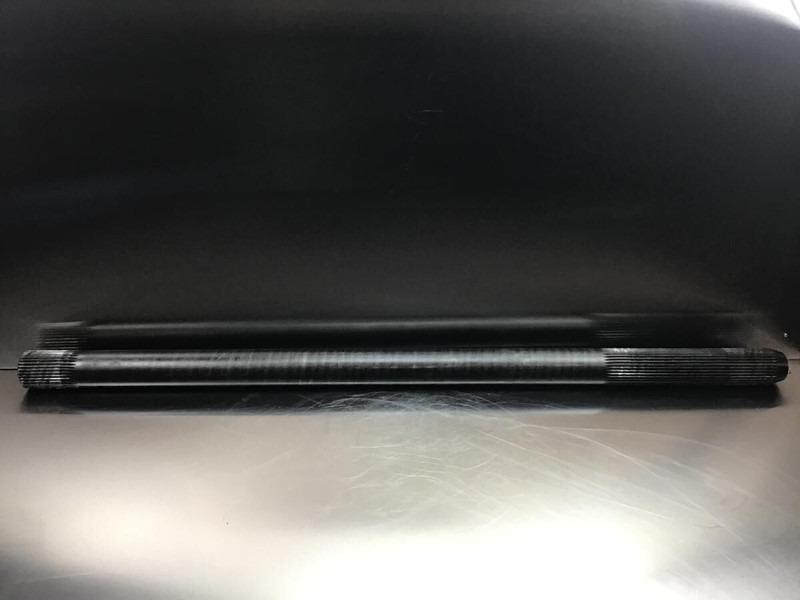 ZF Stub Shaft - Gearbox: picture 1 ZF Stub Shaft - Gearbox: picture 1