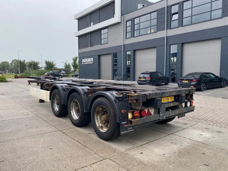 Krone SDC 27 / Container Chassis / BPW + Disc / Lift Axle - Container transporter/ Swap body semi-trailer: picture 3 Krone SDC 27 / Container Chassis / BPW + Disc / Lift Axle - Container transporter/ Swap body semi-trailer: picture 3