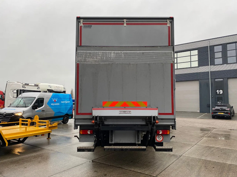 MAN TGA 18.310 / Closed box / Manual Gearbox / Euro 3 - Box truck: picture 5 MAN TGA 18.310 / Closed box / Manual Gearbox / Euro 3 - Box truck: picture 5