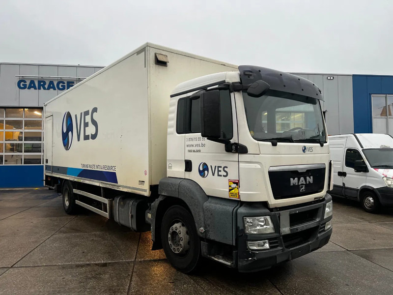 MAN TGS 18.320 / ADR / Closed box / Dhollandia - Box truck: picture 3 MAN TGS 18.320 / ADR / Closed box / Dhollandia - Box truck: picture 3