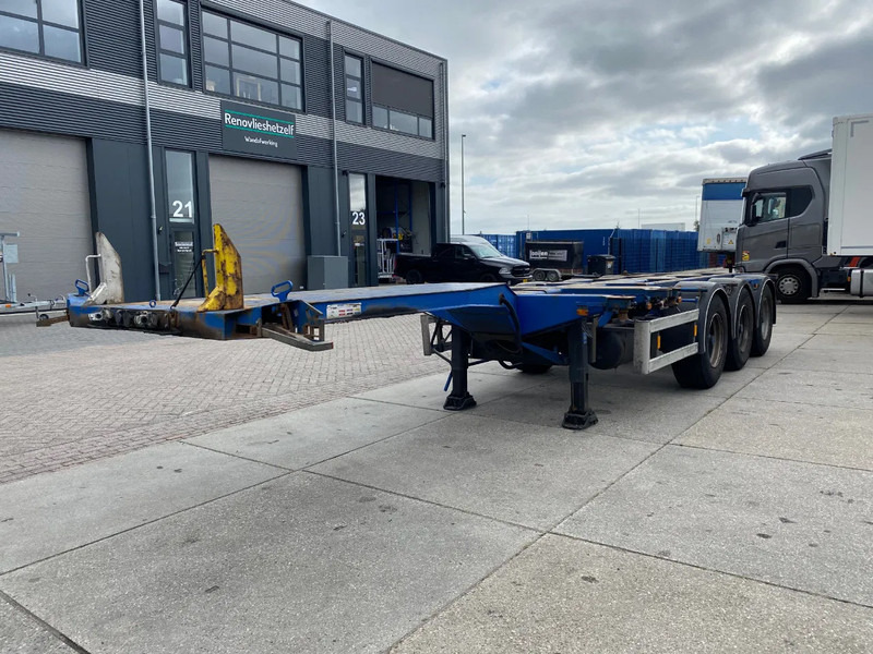 Nooteboom FT-43-03V / 2x Extendable / 1x Lift Axle / BPW Disc - Container transporter/ Swap body semi-trailer: picture 4 Nooteboom FT-43-03V / 2x Extendable / 1x Lift Axle / BPW Disc - Container transporter/ Swap body semi-trailer: picture 4