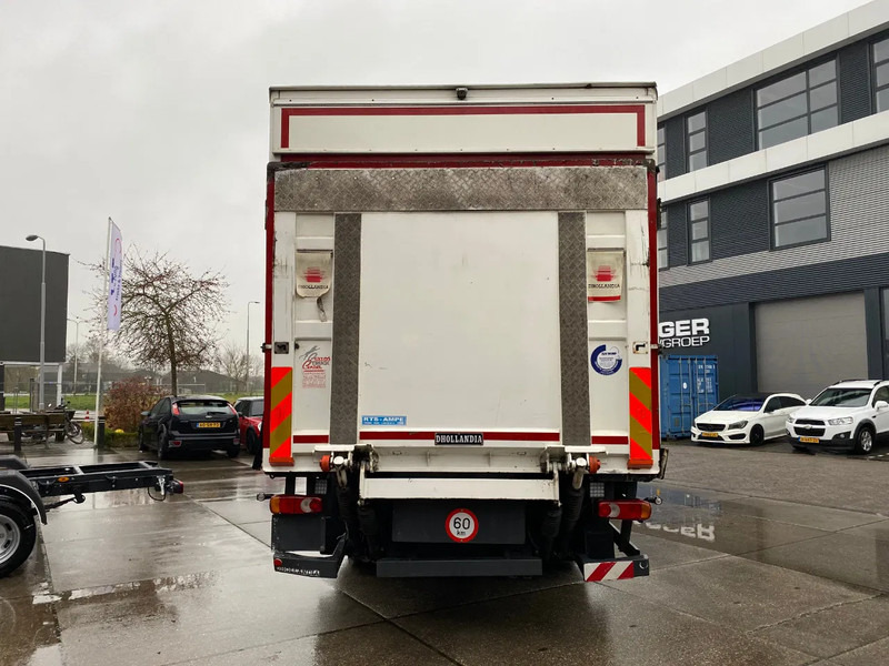 Renault D WIDE 320 DTI 8 / Closed box / Euro 6 / Dhollandia - Box truck: picture 5 Renault D WIDE 320 DTI 8 / Closed box / Euro 6 / Dhollandia - Box truck: picture 5