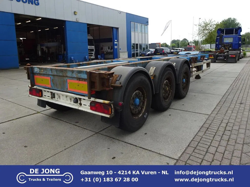 Renders Container chassis / Mercedes + Disc / 1x Lift Axle / 1x Extendable - Container transporter/ Swap body semi-trailer: picture 1 Renders Container chassis / Mercedes + Disc / 1x Lift Axle / 1x Extendable - Container transporter/ Swap body semi-trailer: picture 1