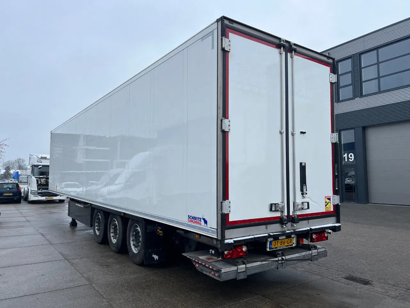 Schmitz Cargobull SCB*S3B / Frigo Trailer / Carrier Vector 1950 / Disc Brakes - Refrigerator semi-trailer: picture 3 Schmitz Cargobull SCB*S3B / Frigo Trailer / Carrier Vector 1950 / Disc Brakes - Refrigerator semi-trailer: picture 3