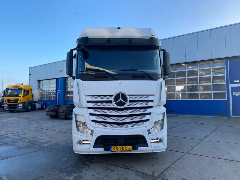 Mercedes-Benz Actros 1842 Big space / Automatic - Tractor unit: picture 2 Mercedes-Benz Actros 1842 Big space / Automatic - Tractor unit: picture 2
