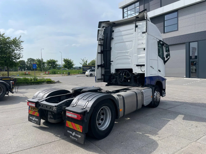 Volvo FH 13.460 Globetrotter / I-save - Tractor unit: picture 4 Volvo FH 13.460 Globetrotter / I-save - Tractor unit: picture 4