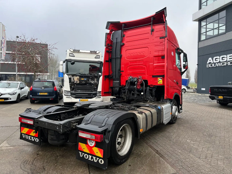 Volvo FH 13.460 Globetrotter / Mega / 2x Tank / Full Air - Tractor unit: picture 4 Volvo FH 13.460 Globetrotter / Mega / 2x Tank / Full Air - Tractor unit: picture 4