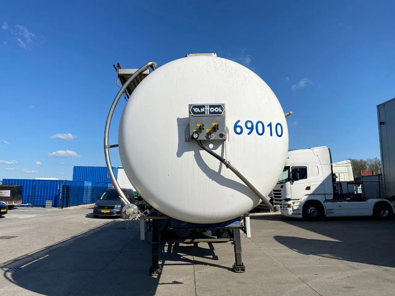 Van Hool Tank / Inox / 31200 LT / SAF - Tanker semi-trailer: picture 2 Van Hool Tank / Inox / 31200 LT / SAF - Tanker semi-trailer: picture 2