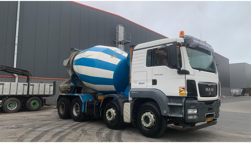 MAN TGS 35.360  Liebherr + 9M3 - Concrete mixer truck: picture 3 MAN TGS 35.360  Liebherr + 9M3 - Concrete mixer truck: picture 3